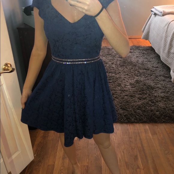 Francescas blue lace dress - Picture 2 of 4